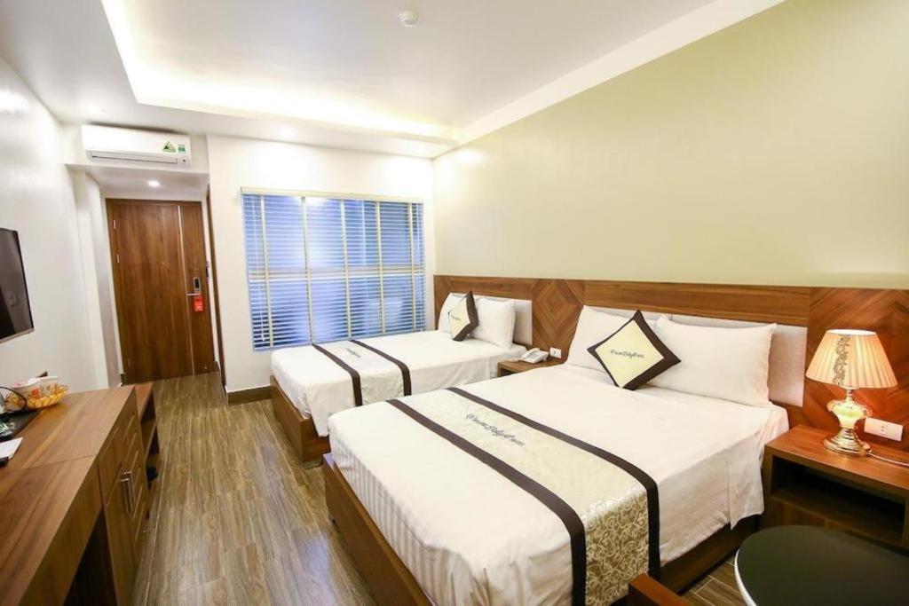 Ha Long New Day Hotel エクステリア 写真