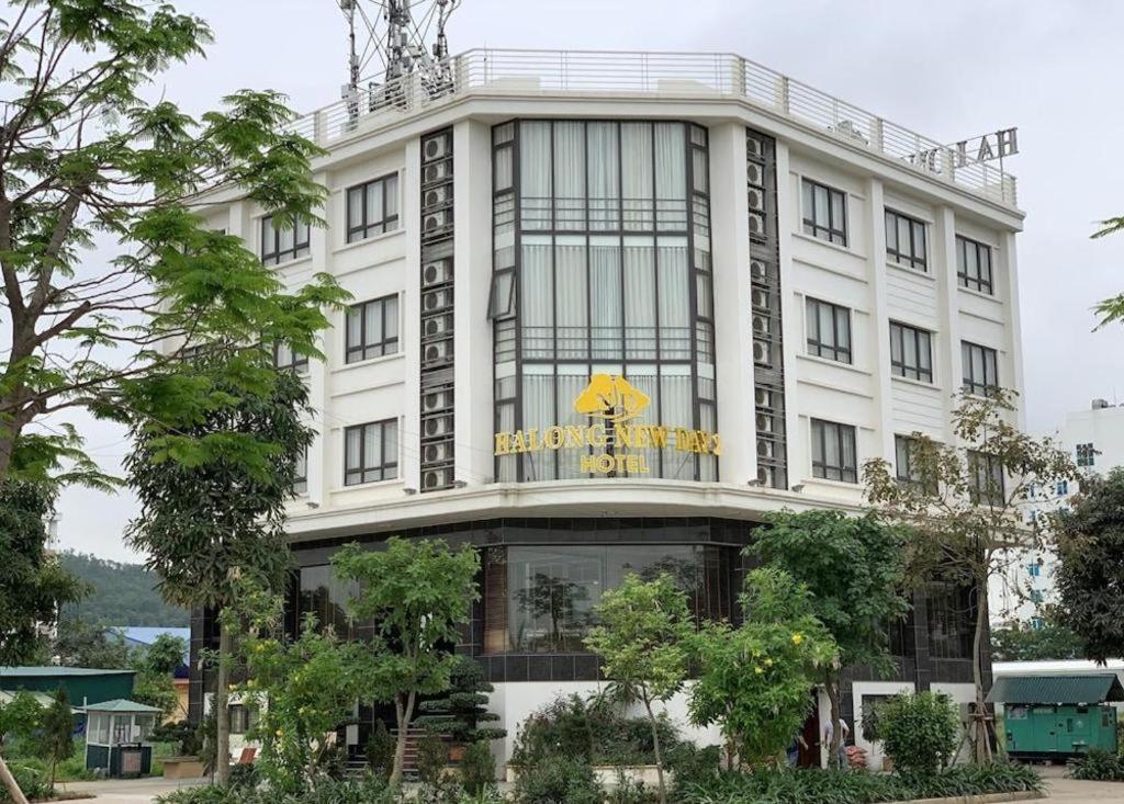 Ha Long New Day Hotel エクステリア 写真