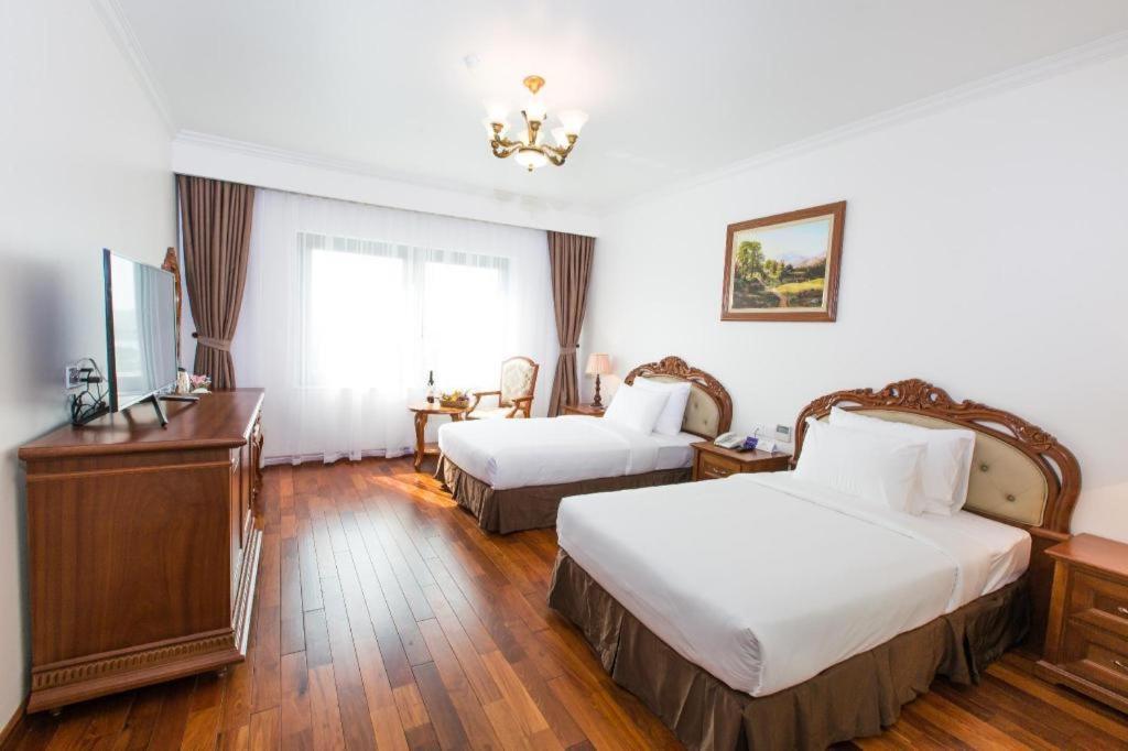 Ha Long New Day Hotel エクステリア 写真