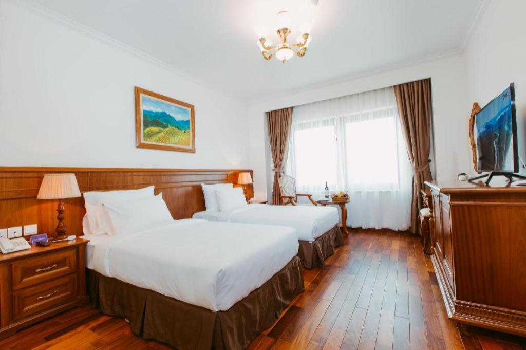 Ha Long New Day Hotel エクステリア 写真