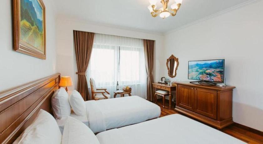 Ha Long New Day Hotel エクステリア 写真